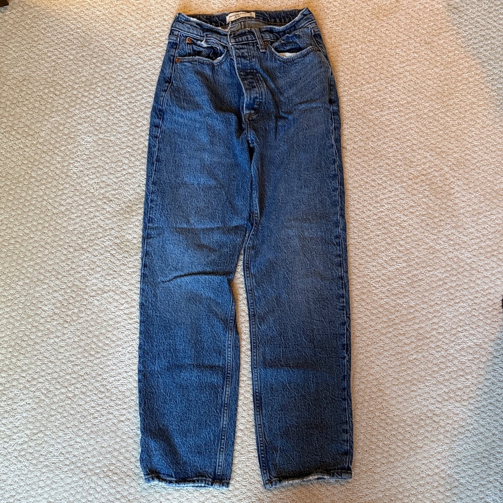 Abercrombie & Fitch the dad High Rise Blue Jeans